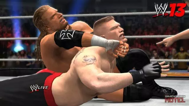 WWE13 HHHLesnar2